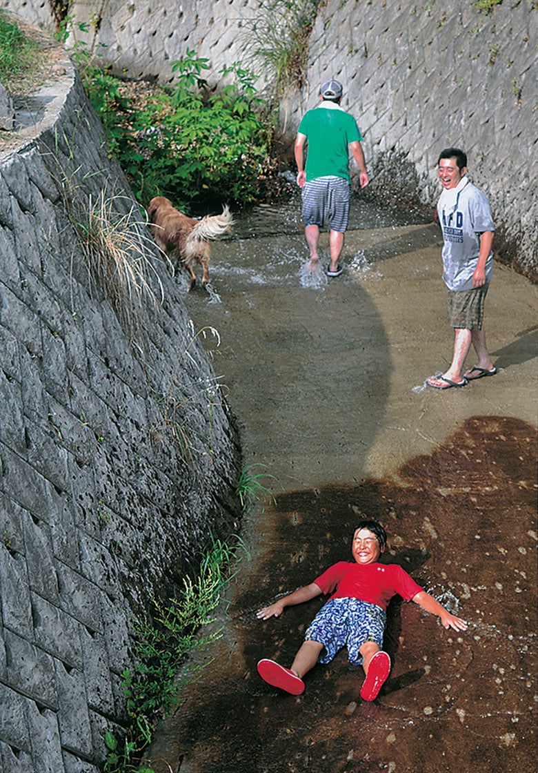 14-43川辺の夏休み