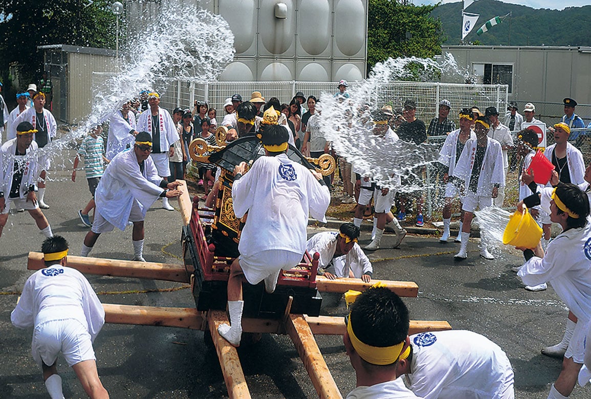 14-50真夏の水かけ神事