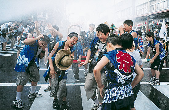 6-17水かけまつり