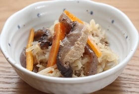 切り干しダイコンの煮物
