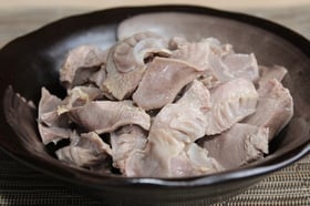 砂肝の塩ごま和え