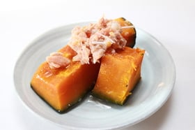 蒸しカボチャの鮭あんかけ